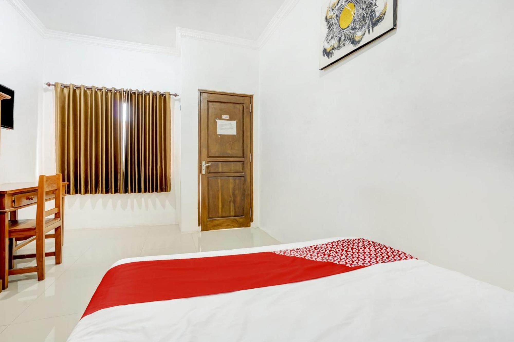 Super Oyo 3702 Homestay Bougenville Syariah 라몬간 외부 사진